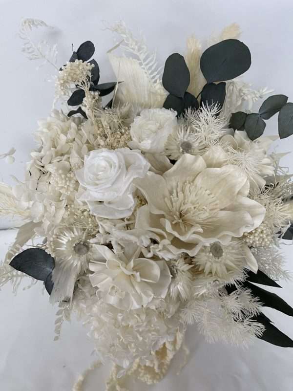 Hire classic bride bouquet. white and green bride bouquet. simple and sophisticated floral bouquet.