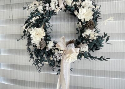 Preserved Christmas Wreath – silver white Dried & preserved –