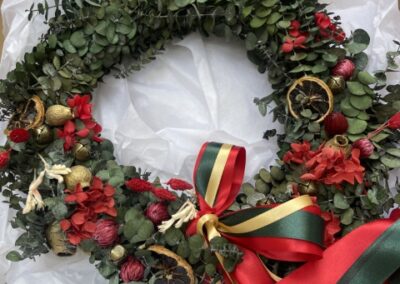 Preserved Christmas Wreath – Traditional Dried & preserved – full