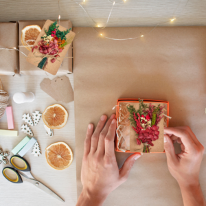 Blooms& Notes - Eco-Friendly Mini Note Cards with Delicate Dried Flower Posy